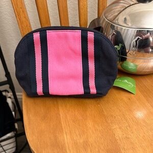 NWT Vera Bradley Cosmetic bag 'Petal Paisley'